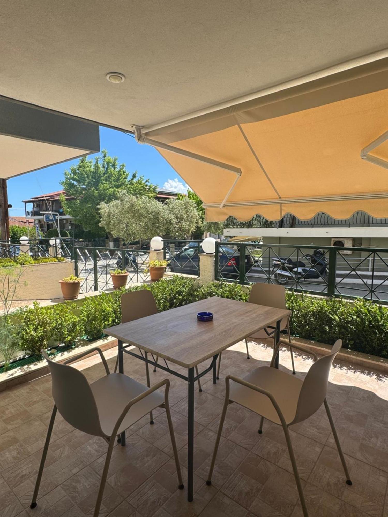 Toli Apartments Kallithea  Eksteriør bilde