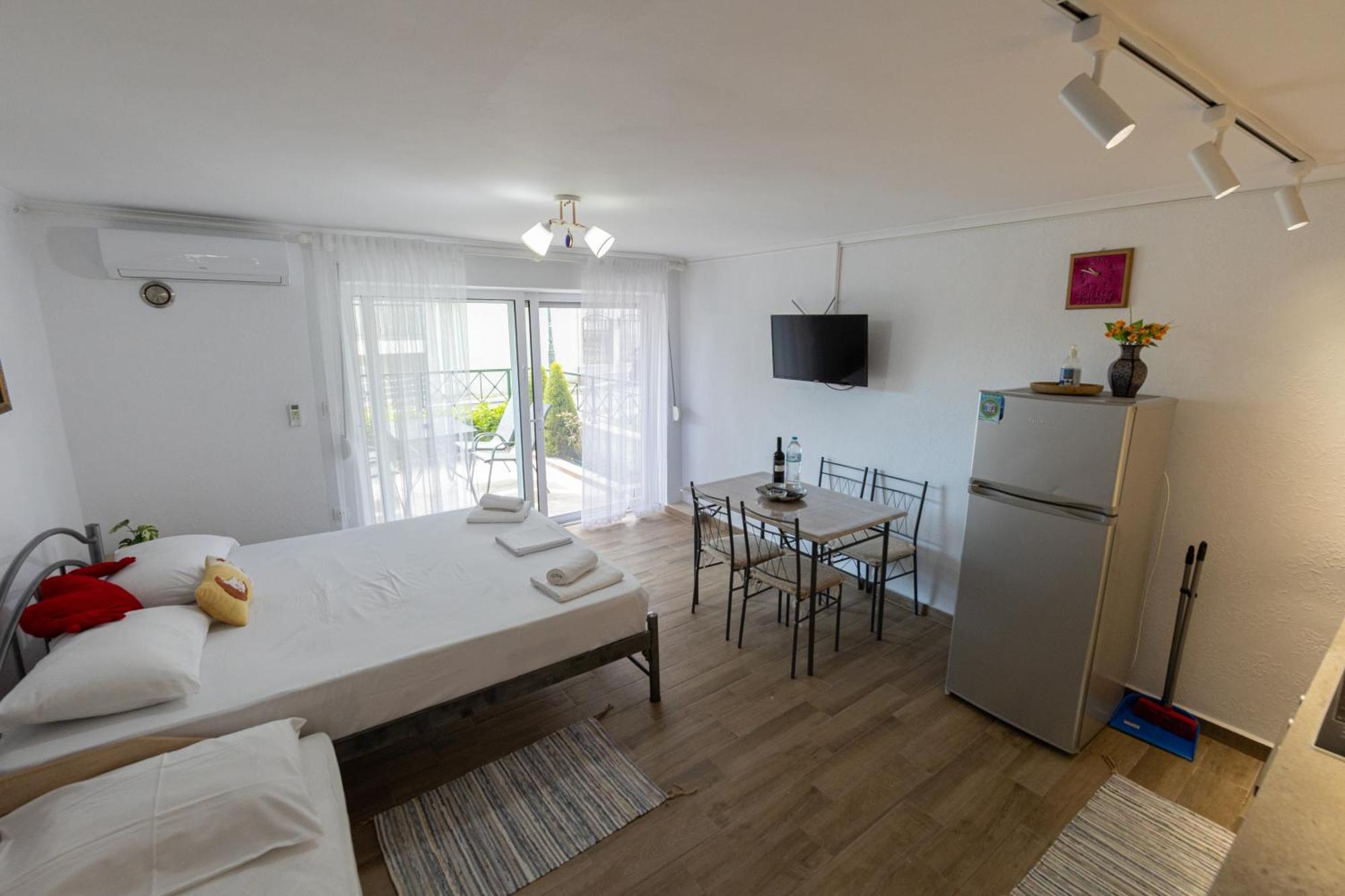 Toli Apartments Kallithea  Eksteriør bilde